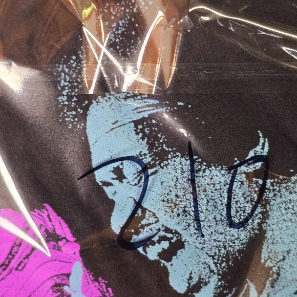 Jimi Hendrix Men's T-Shirt Size Small Black Authentic Hendrix Graphic Tee - Picture 7 of 7